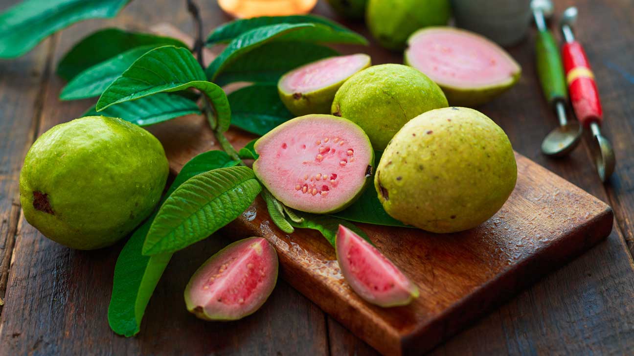 wellhealthorganic.com:5-amazing-health-benefits-of-guava